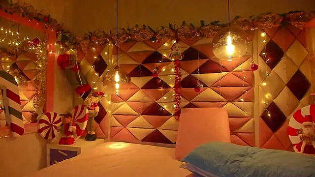  kaarla  online show from 12-28-24, 03:04