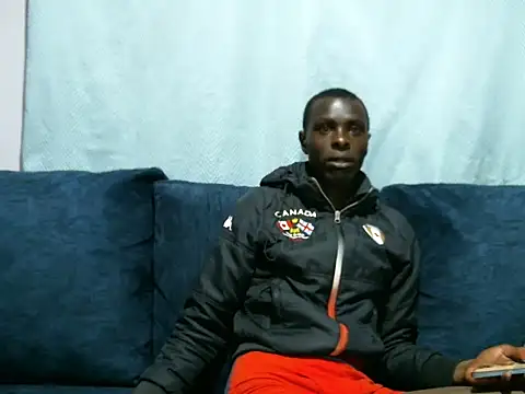 Snapshot of reezly chatting on 02-12-25, 12:48 reezly online show from 02-12-25, 12:48