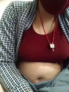 Snapshot of maahi-satva chatting on 02-13-25, 03:39 maahi-satva online show from 02-13-25, 03:39