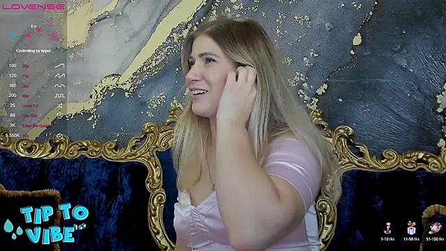 CassandraGood online show from 01-10-25, 05:58