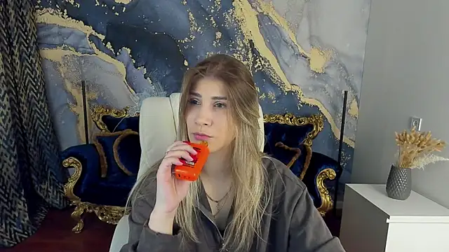 CassandraGood online show from 03-13-25, 09:37