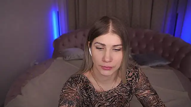 CassandraGood online show from 03-15-25, 02:46