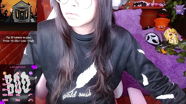 MidoriQuiinn online show from 10-13-25, 01:55