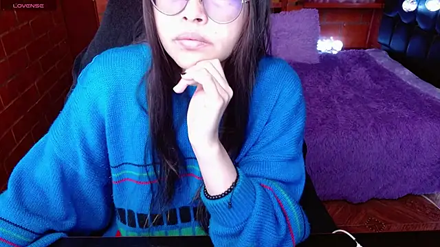 MidoriQuiinn online show from 05-10-26, 04:23