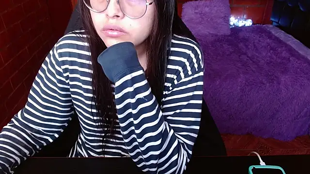 MidoriQuiinn online show from 06-20-26, 04:21
