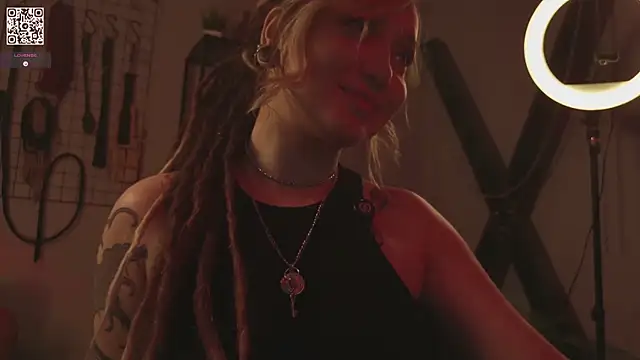 Snapshot of VortexProject chatting on 10-17-25, 01:35 VortexProject online show from 10-17-25, 01:35