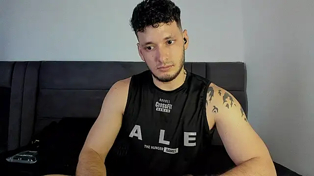 Snapshot of alejandro__2 chatting on 09-14-25, 06:40 alejandro 2 online show from 09-14-25, 06:40