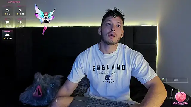 Snapshot of alejandro__2 chatting on 10-09-25, 02:37 alejandro 2 online show from 10-09-25, 02:37