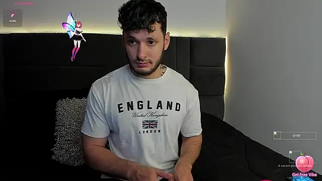 Snapshot of alejandro__2 chatting on 10-22-25, 05:02 alejandro 2 online show from 10-22-25, 05:02