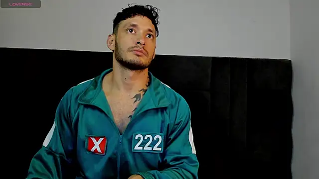 alejandro  2 online show from 05-05-26, 05:43