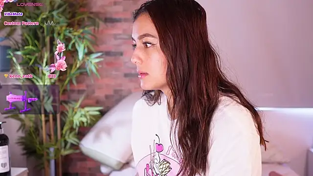 Lucy fit online show from 01-20-25, 04:01