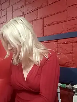 Snapshot of Arina_smiles chatting on 01-04-25, 10:24 Arina smiles online show from 01-04-25, 10:24