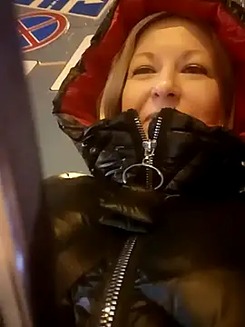 Snapshot of Arina_smiles chatting on 01-10-25, 03:58 Arina smiles online show from 01-10-25, 03:58