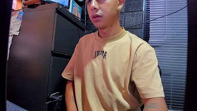 boy bigcock24cm online show from 06-14-26, 02:30