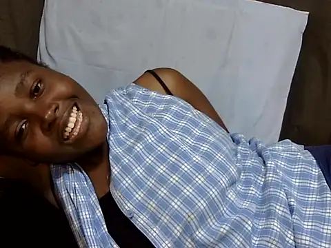 Snapshot of Sweet_ebony20 chatting on 04-26-26, 07:11 Sweet ebony20 online show from 04-26-26, 07:11