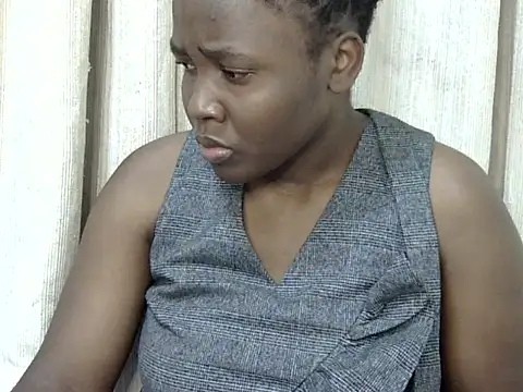 Snapshot of Sweet_ebony20 chatting on 08-04-26, 06:43 Sweet ebony20 online show from 08-04-26, 06:43