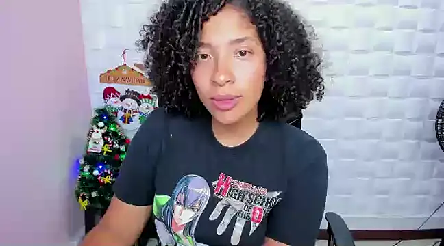Snapshot of DannaBerry chatting on 12-07-24, 02:02 DannaBerry online show from 12-07-24, 02:02