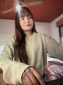 LunaXuan online show from 06-21-26, 08:33