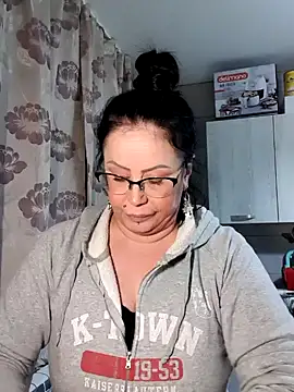 x  KHALEESI  x online show from 01-05-25, 04:59