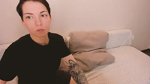 secret dreams   online show from 06-13-26, 06:28