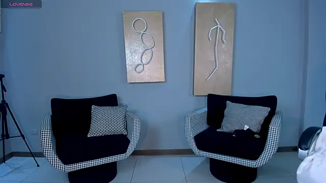 NinaMichelle online show from 05-31-26, 06:09