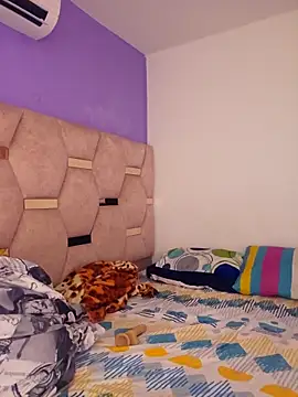 sweet lucia online show from 03-12-26, 03:40