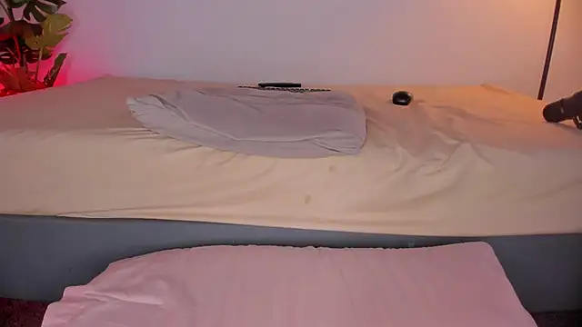 hot booty  online show from 05-01-26, 09:08
