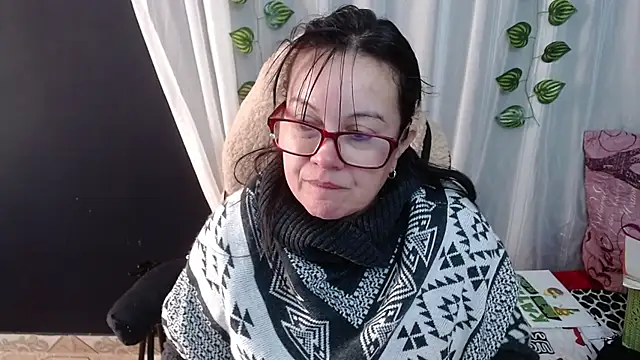 Sonialorens  online show from 12-03-24, 09:56