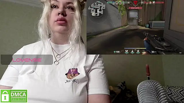 Snapshot of elven_dreams_ chatting on 02-05-25, 09:25 elven dreams online show from 02-05-25, 09:25