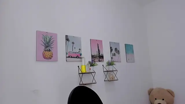 Snapshot of Emma_lean chatting on 02-02-26, 07:56 Emma lean online show from 02-02-26, 07:56