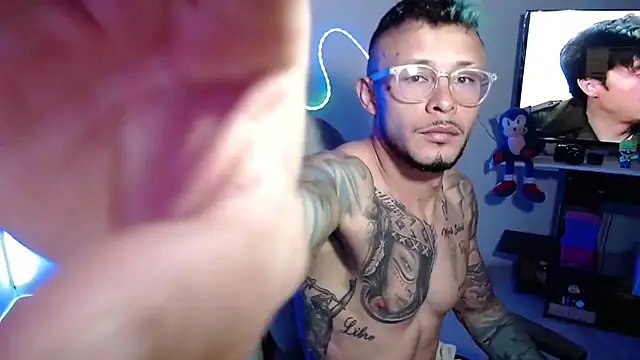 Snapshot of sebastian_horny chatting on 10-05-25, 11:13 sebastian horny online show from 10-05-25, 11:13