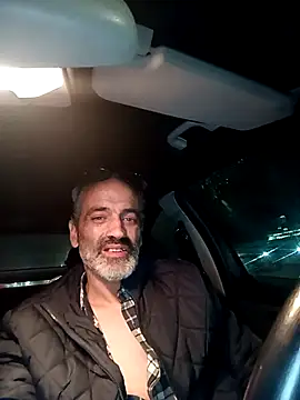 Snapshot of Gumatos chatting on 04-10-26, 01:00 Gumatos online show from 04-10-26, 01:00