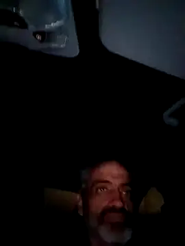 Snapshot of Gumatos chatting on 04-11-26, 04:28 Gumatos online show from 04-11-26, 04:28