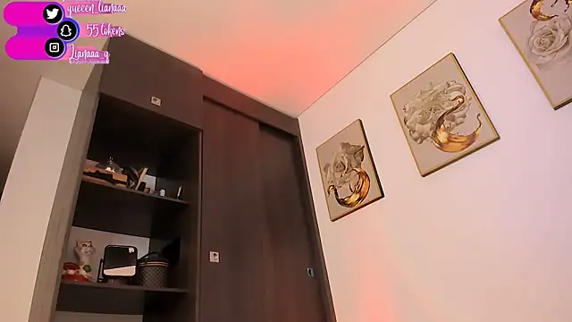 Snapshot of Queen_liana chatting on 10-05-25, 07:50 Queen liana online show from 10-05-25, 07:50