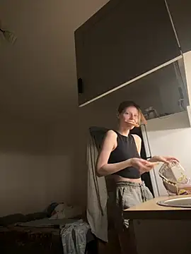 Snapshot of MaryHiggins chatting on 01-12-25, 05:11 MaryHiggins online show from 01-12-25, 05:11