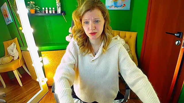 Snapshot of MaryHiggins chatting on 02-19-25, 11:38 MaryHiggins online show from 02-19-25, 11:38