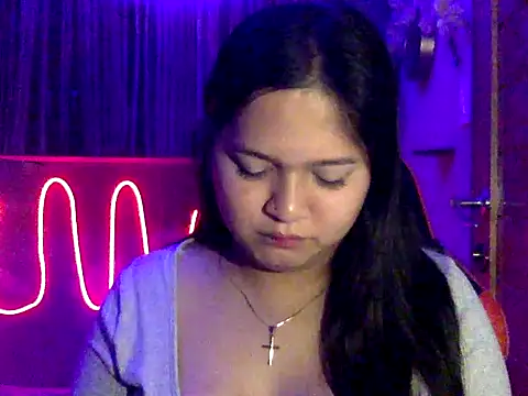 EmpressYna online show from 10-26-25, 09:31