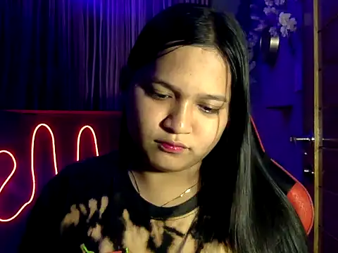 EmpressYna online show from 11-04-25, 08:35