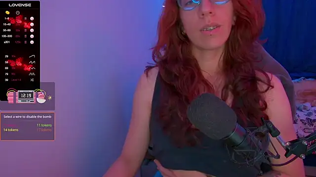 Snapshot of thecherry_Paulette chatting on 04-14-26, 03:34 thecherry Paulette online show from 04-14-26, 03:34