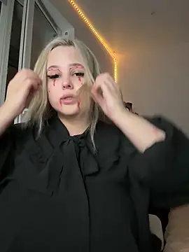 Snapshot of B_Ratz chatting on 10-31-25, 09:16 B Ratz online show from 10-31-25, 09:16