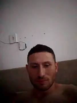 Snapshot of Juninho5755 chatting on 10-30-25, 11:27 Juninho5755 online show from 10-30-25, 11:27