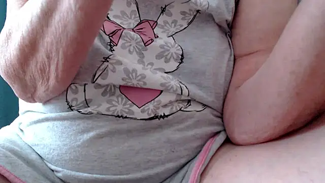 Snapshot of Anabelldestiny chatting on 03-22-26, 10:29 Anabelldestiny online show from 03-22-26, 10:29