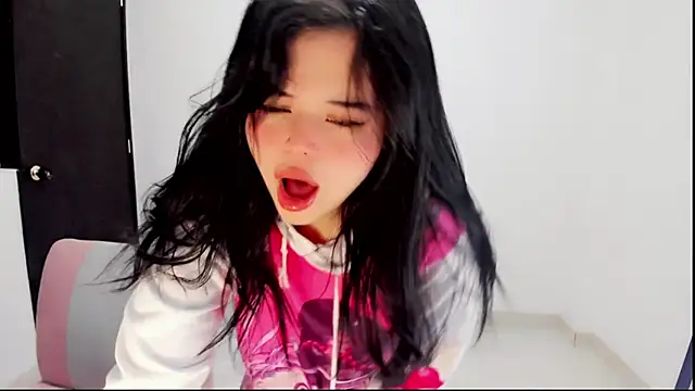 ariakyubi online show from 12-24-24, 10:11