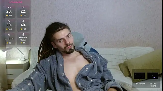 Aestheticguy101 online show from 10-16-25, 04:52