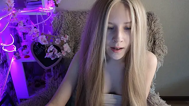 sarakaell online show from 09-12-25, 02:11