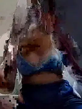 Snapshot of Ipsita-bold chatting on 05-07-26, 04:01 Ipsita-bold online show from 05-07-26, 04:01