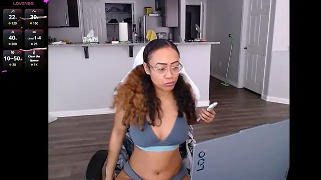 RylHoneyy online show from 06-25-26, 05:39