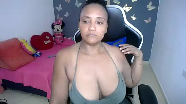 marysol83 online show from 05-10-26, 12:49