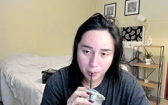 Snapshot of Sexysafarahh chatting on 03-31-26, 08:59 Sexysafarahh online show from 03-31-26, 08:59