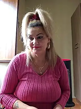 CRHYSTEL online show from 03-06-25, 12:19